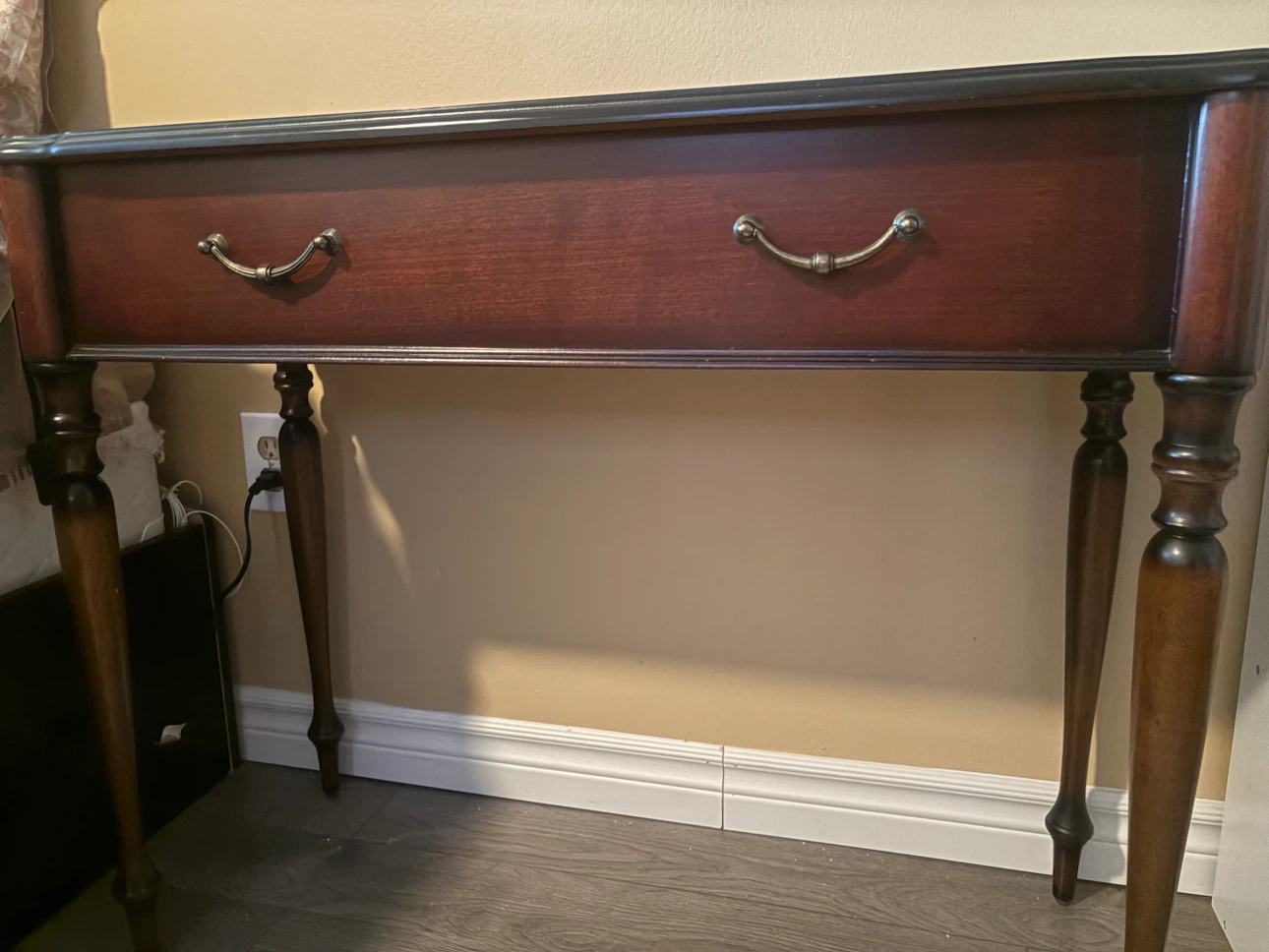 Console table - photo 2