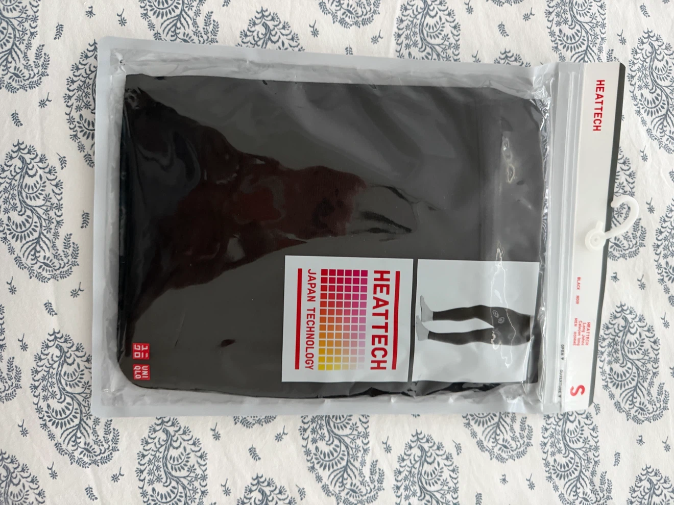 Uniqlo HEATTECH Black Leggings Size S