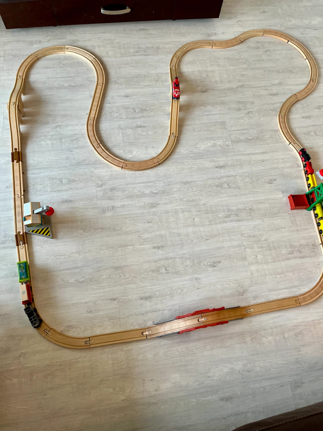 Wooden Toy Train Set with Vicartown Dieselworks - photo 2