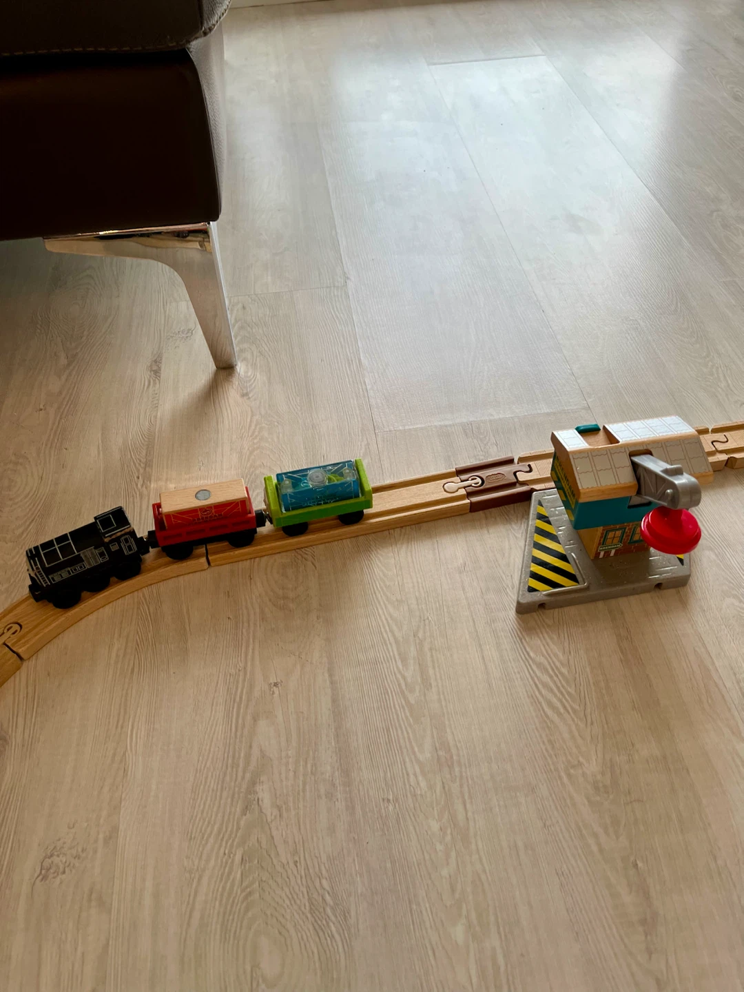 Wooden Toy Train Set with Vicartown Dieselworks - photo 3
