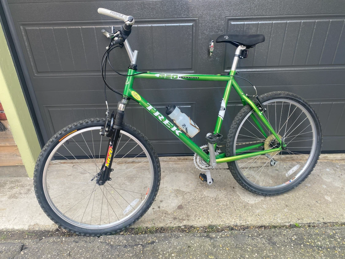 Trek Mountain Bike Excellent Like New Condition - photo 2