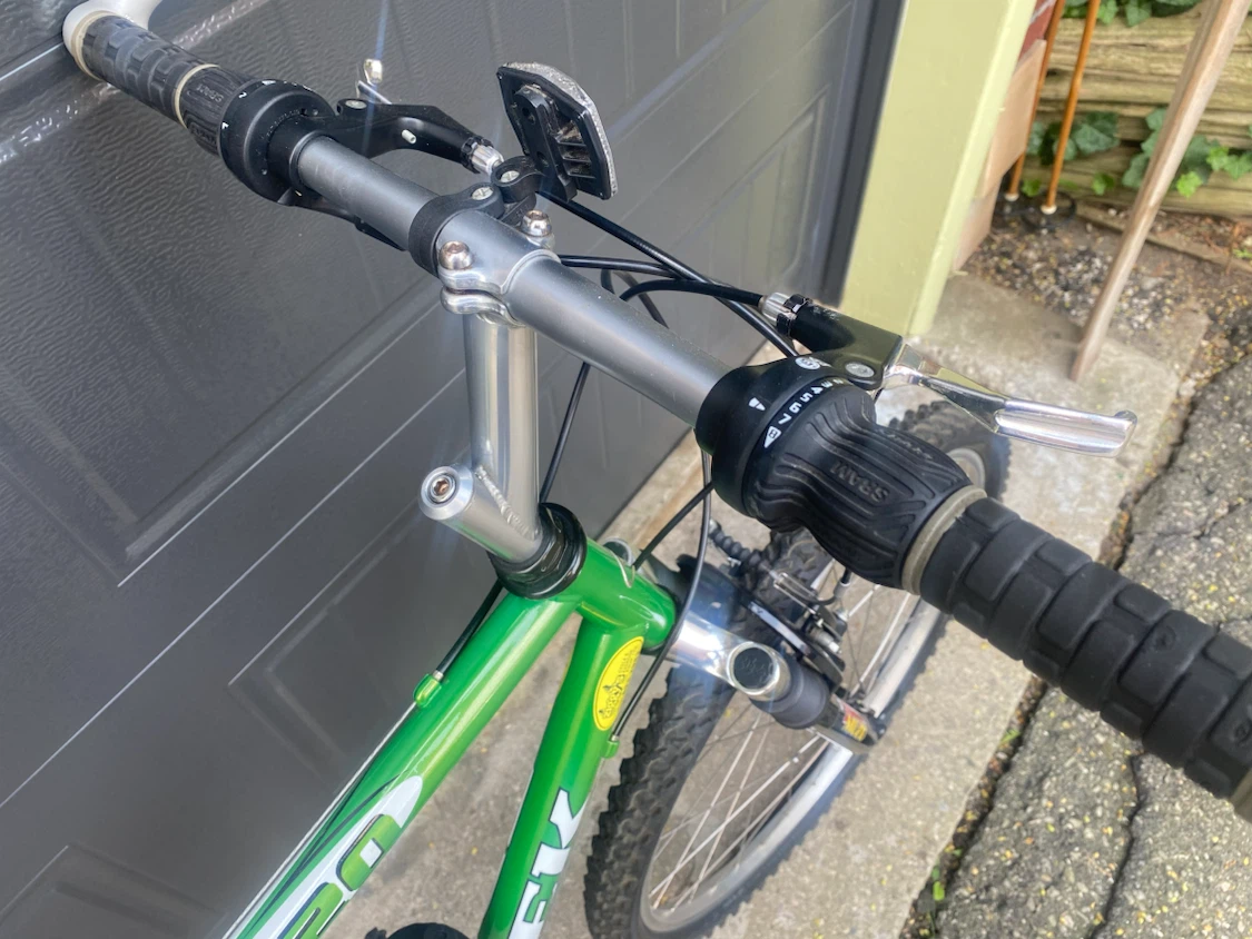Trek Mountain Bike Excellent Like New Condition - photo 3
