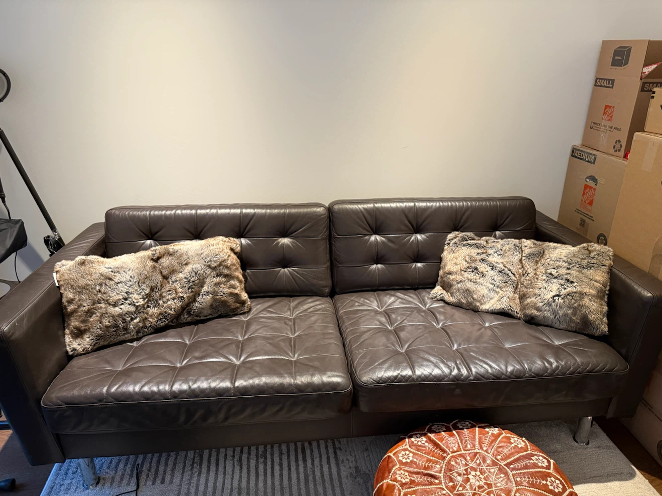 Faux Fur Throw Pillow - photo 2