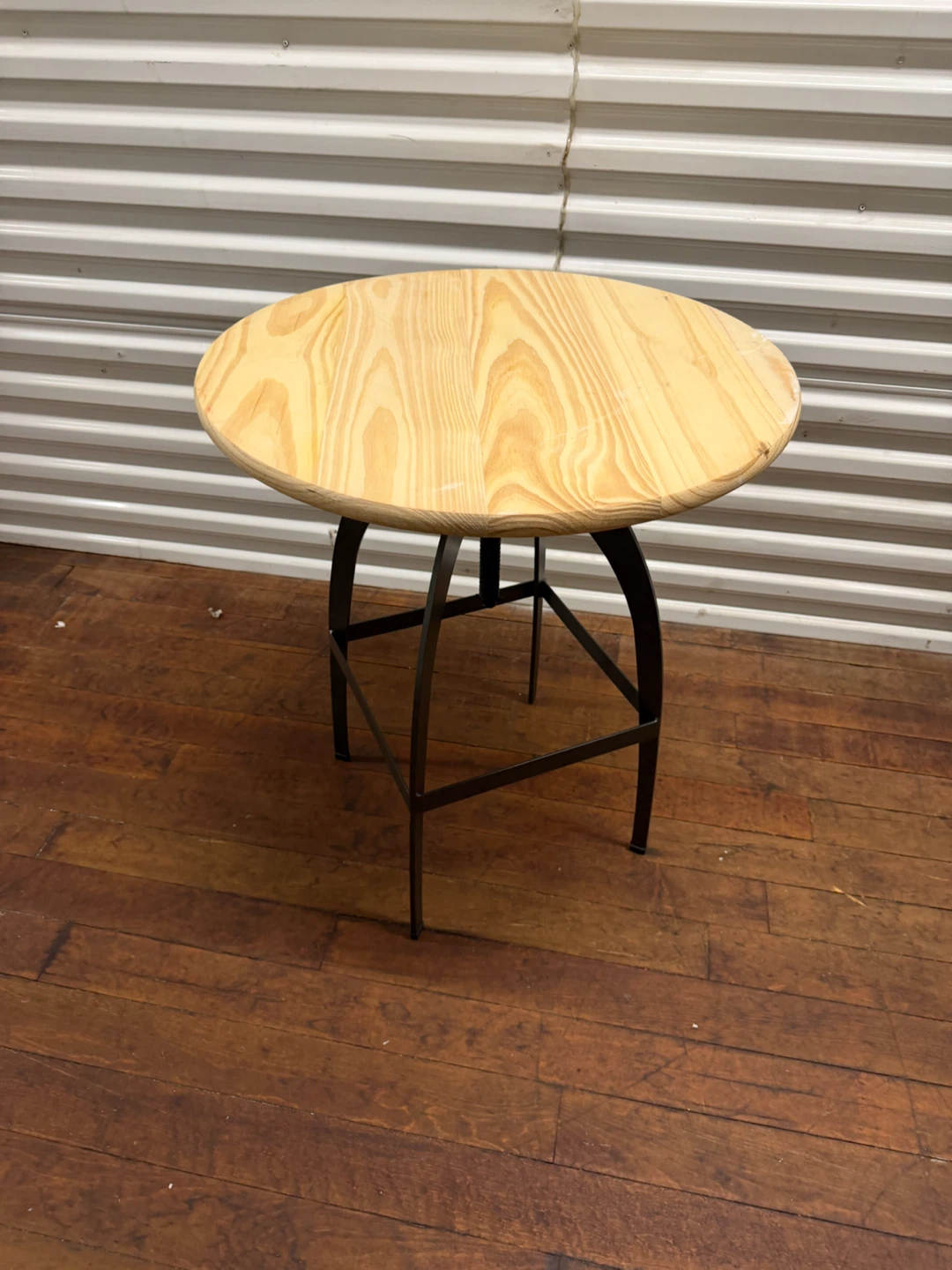 Adjustable Round Wood Top Side / Dining Table