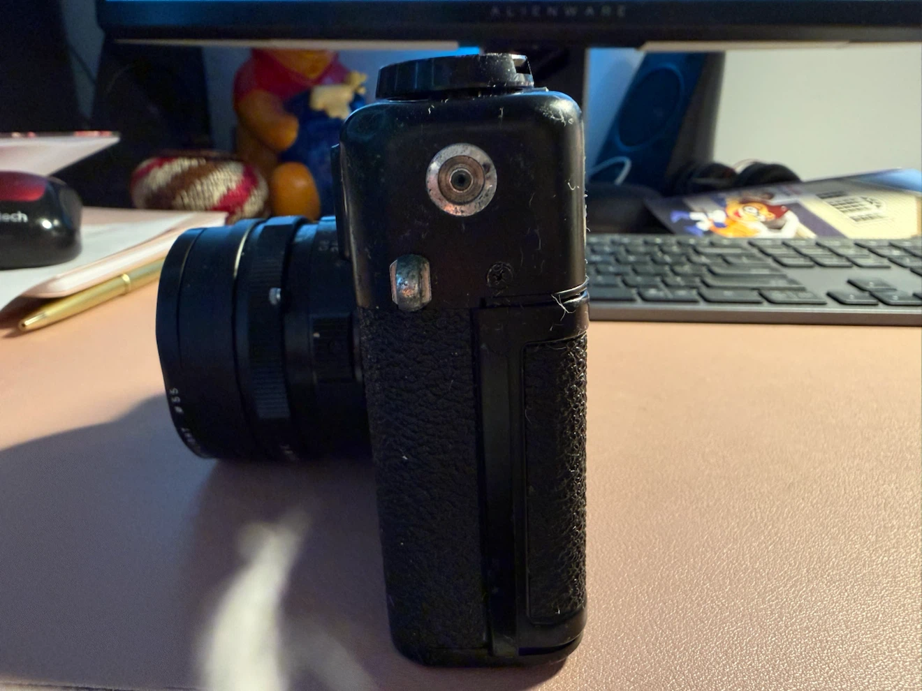 Yashica Electro 35, 35mm Film Camera w/ 45mm 1.7 lens w/ flash - photo 3