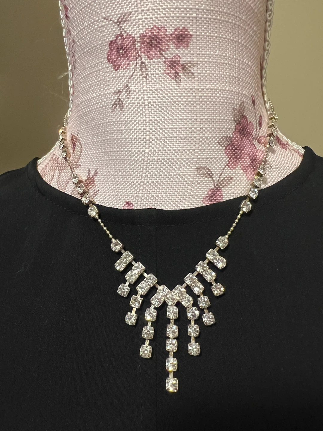 Art Deco Inspired Rhinestone Necklace - photo 4