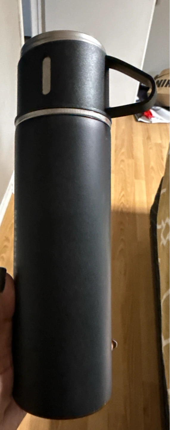 Thermos with Stackable Cups - photo 3