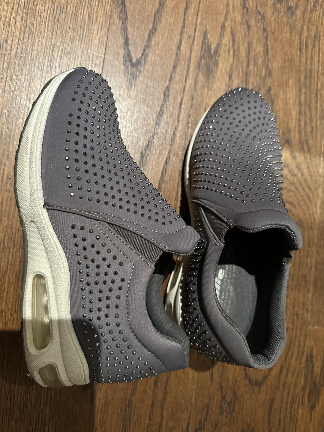Grey slip-on sneakers with rhinestones - photo 2