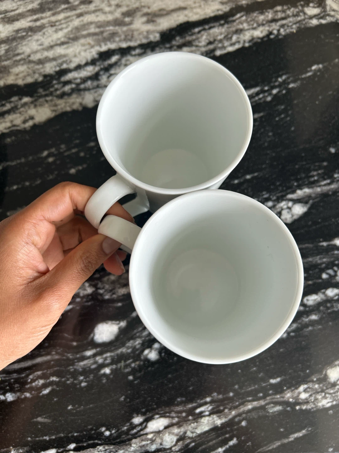 Corelle White Dinner Plates and Mugs Set - photo 2