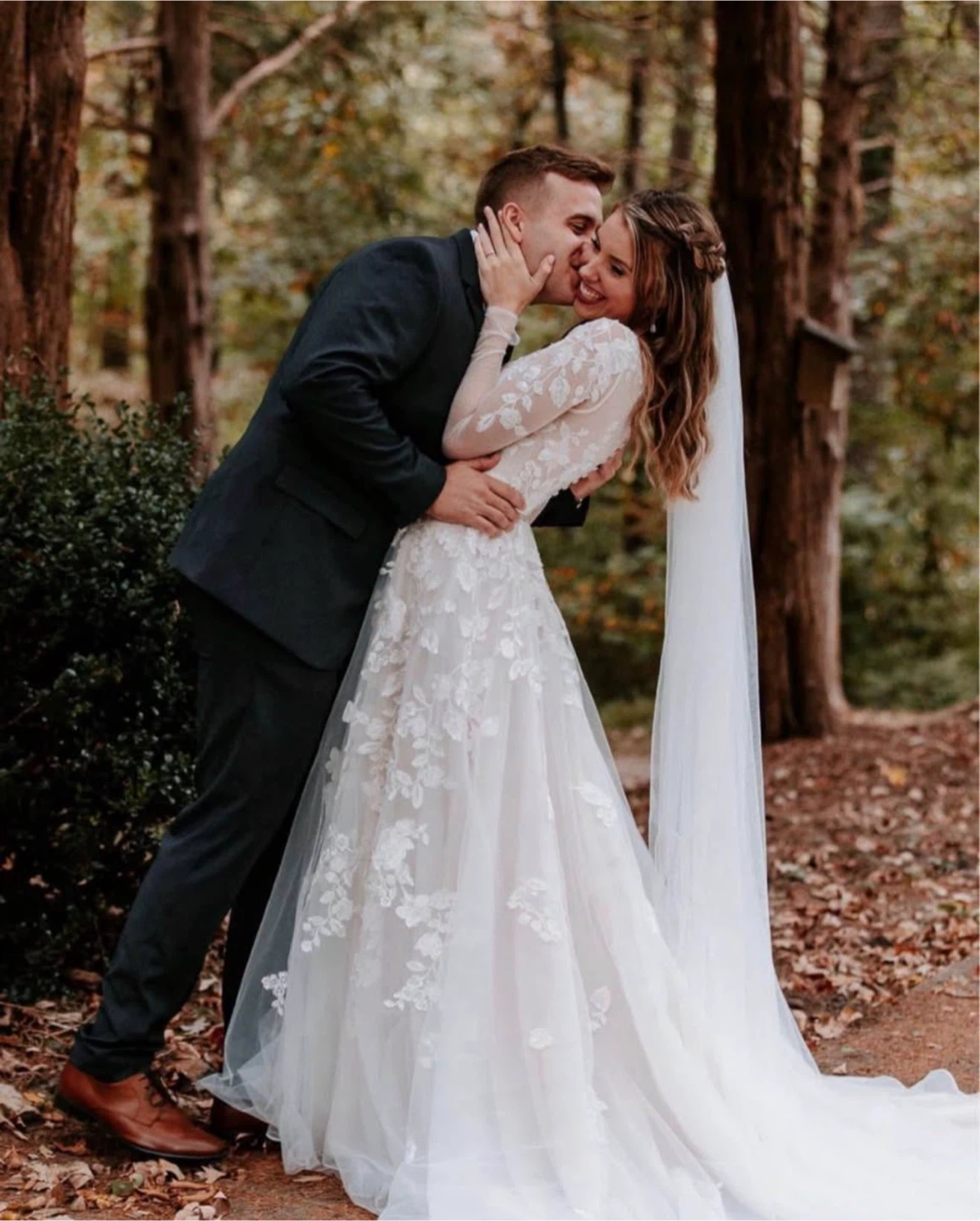 Wedding Dress with Long Sleeves embroidery - photo 3