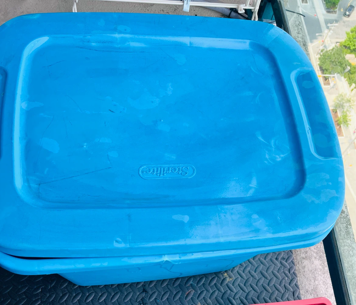 Big sterilite box and kitchen items(together 3 cad) - photo 3