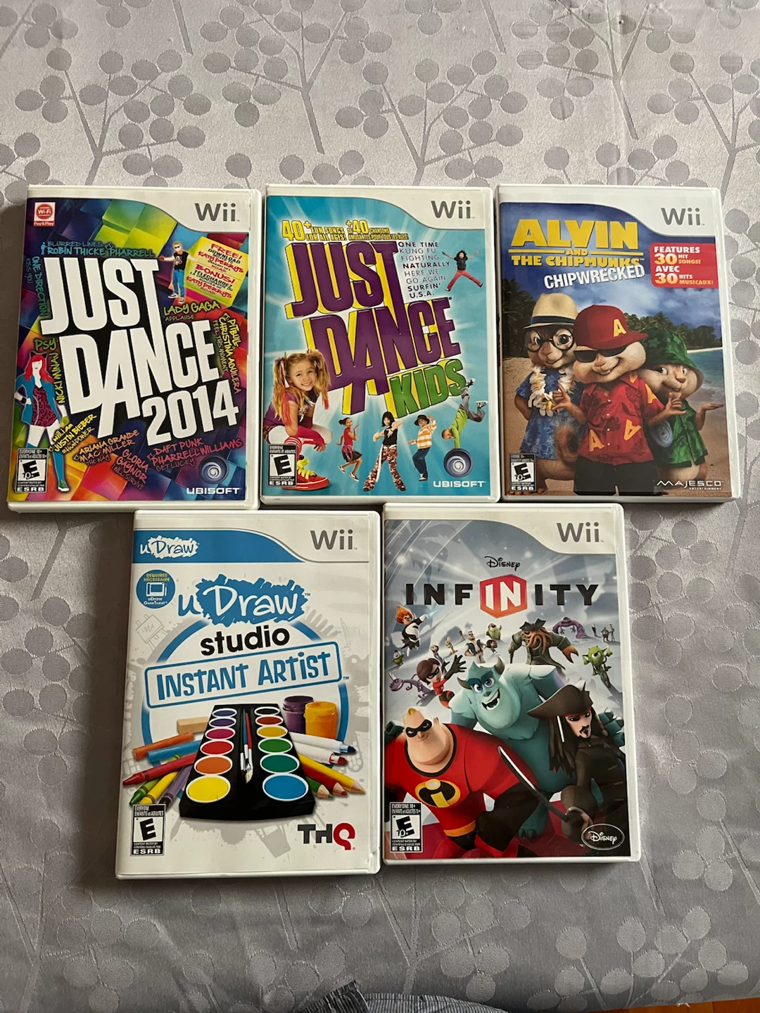 Wii Video Games Bundle: