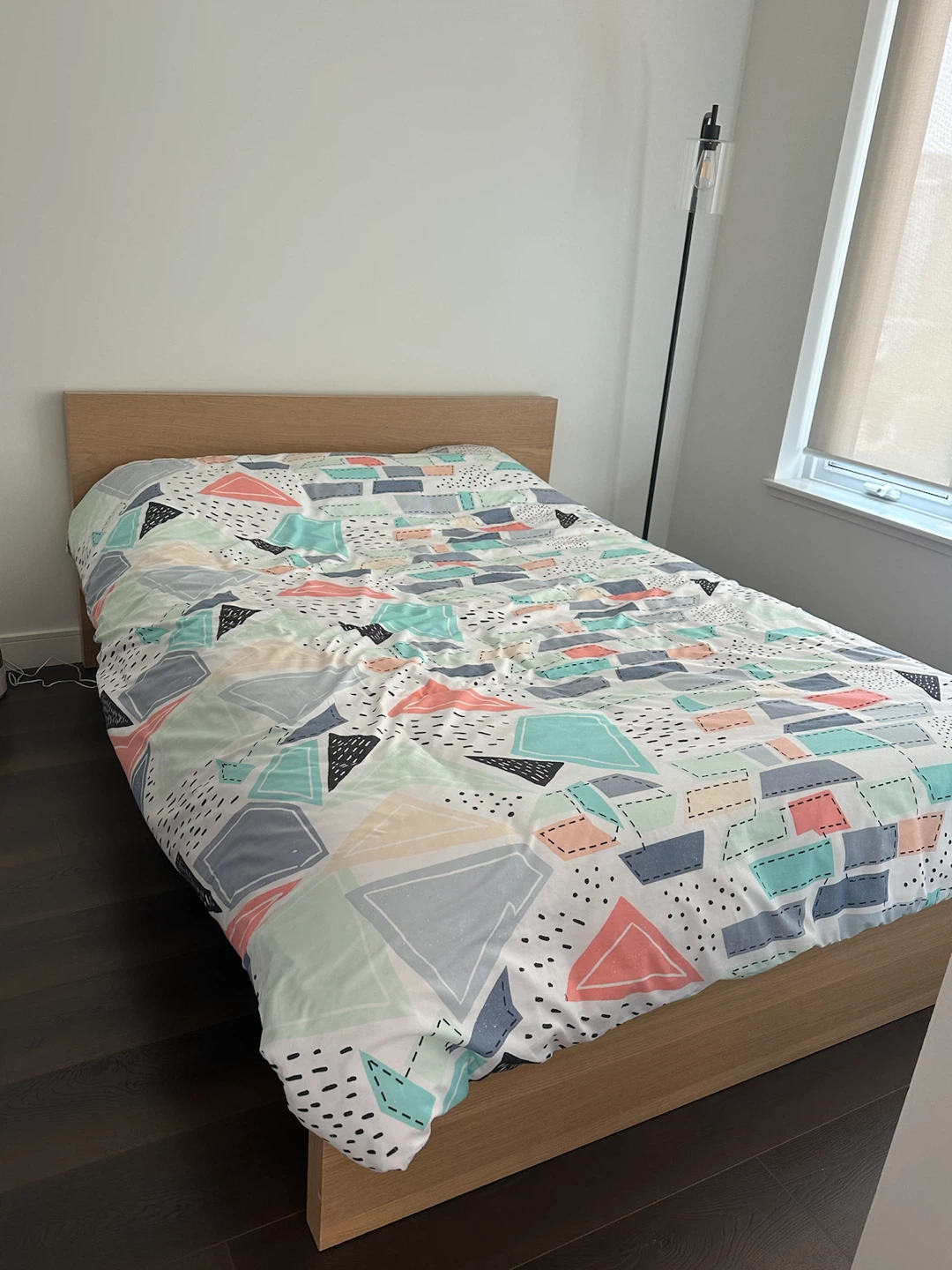 🛏️ Double Bed with Like-New Mattress – Excellent Condition! - photo 2