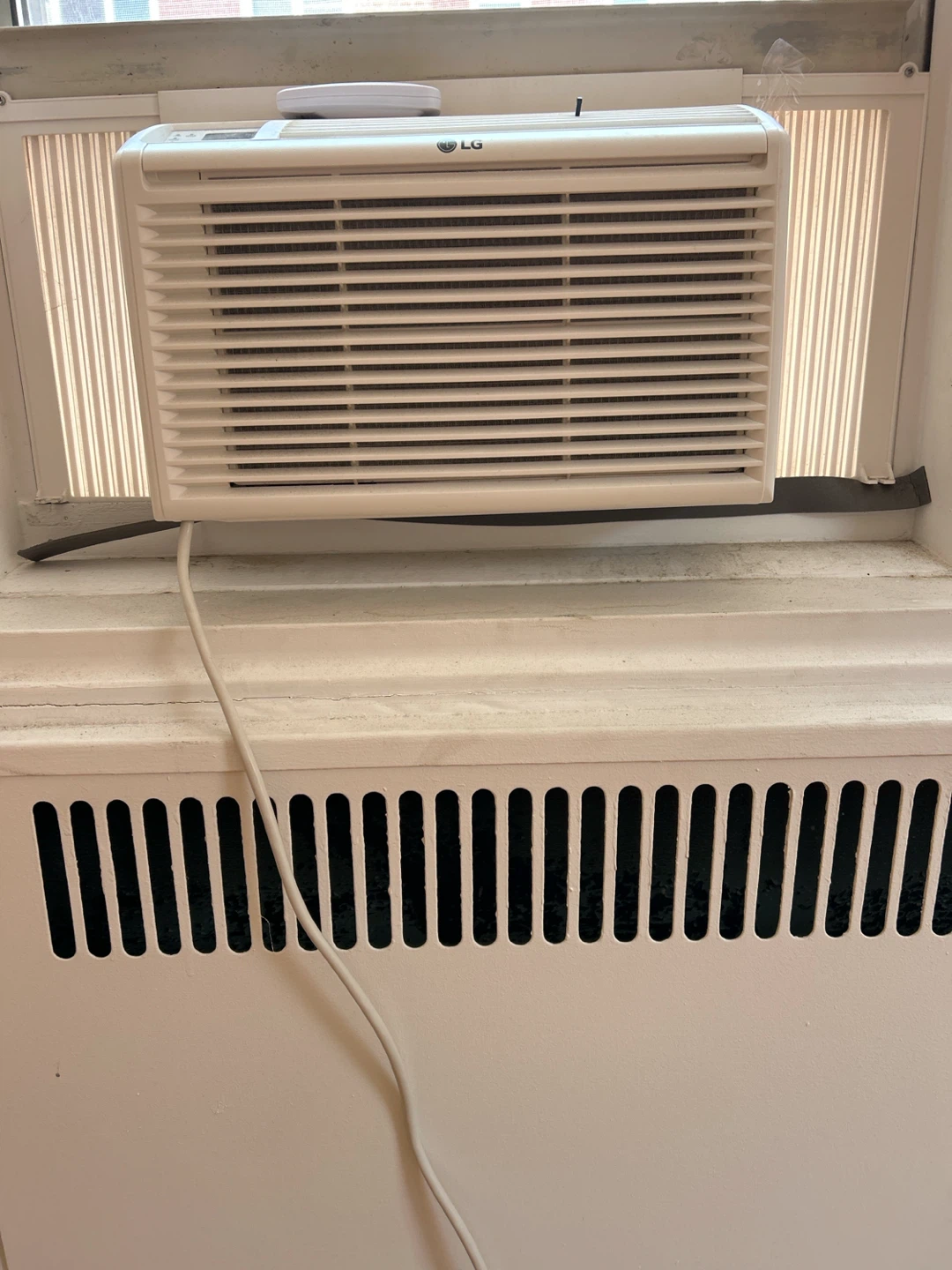 LG Window Air Conditioner