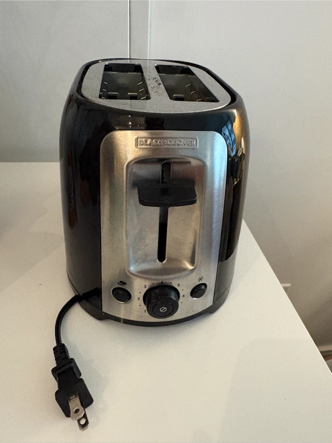 BLACK+DECKER 2-Slice Toaster