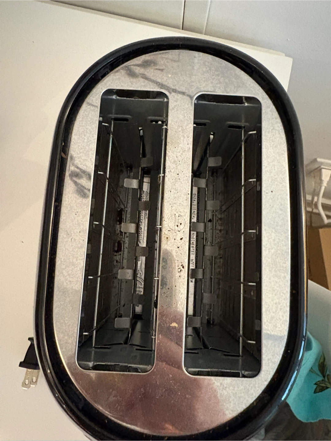 BLACK+DECKER 2-Slice Toaster - photo 3