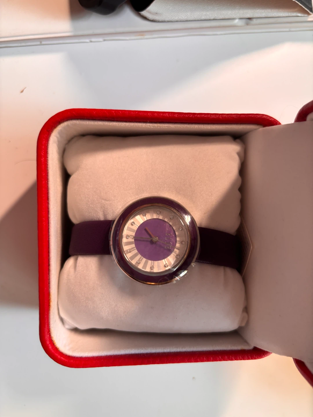 ELLE TIME purple watch + ELLE purple gem necklace - photo 2