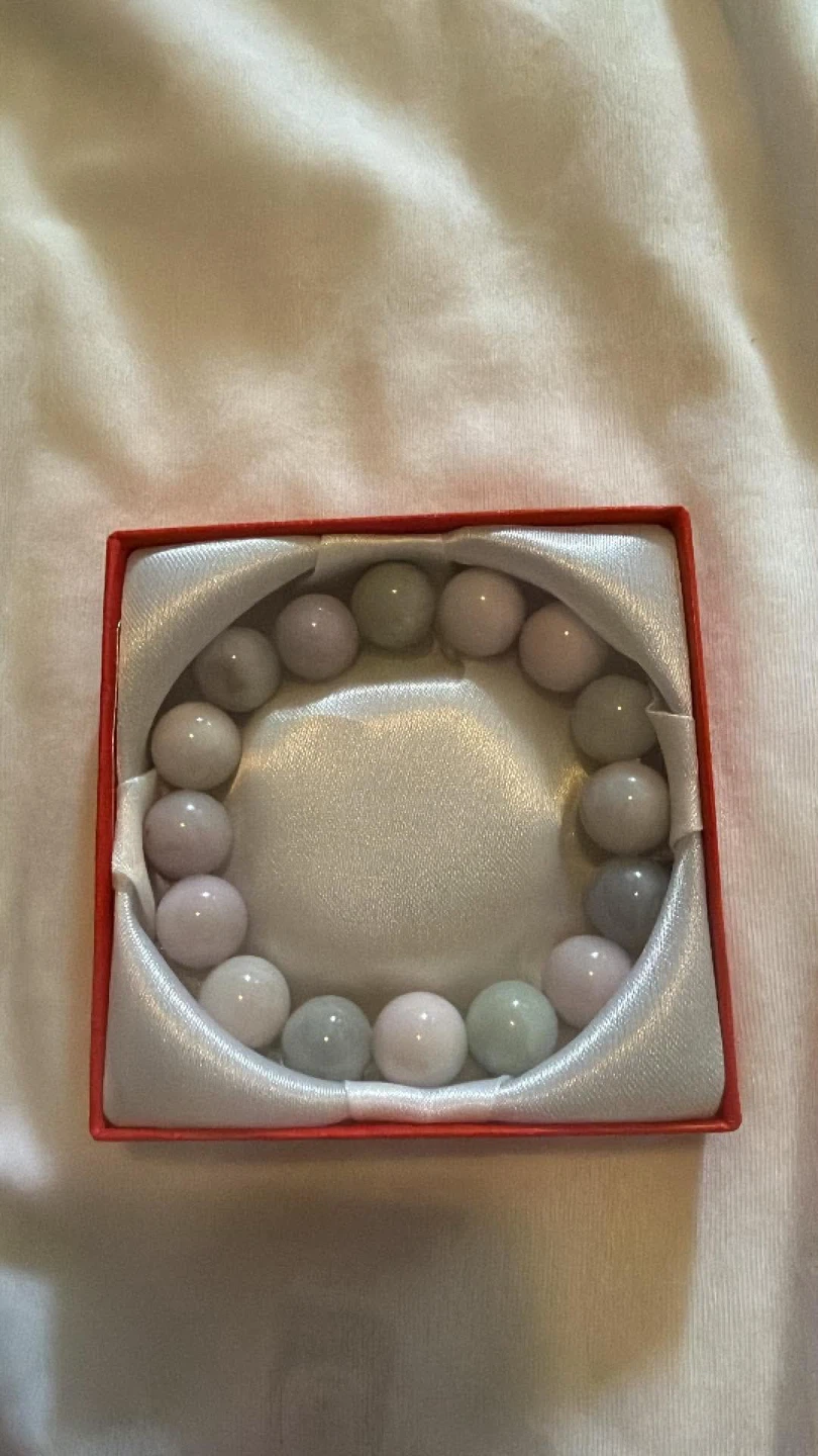 Jade Beaded Stretch Bracelet