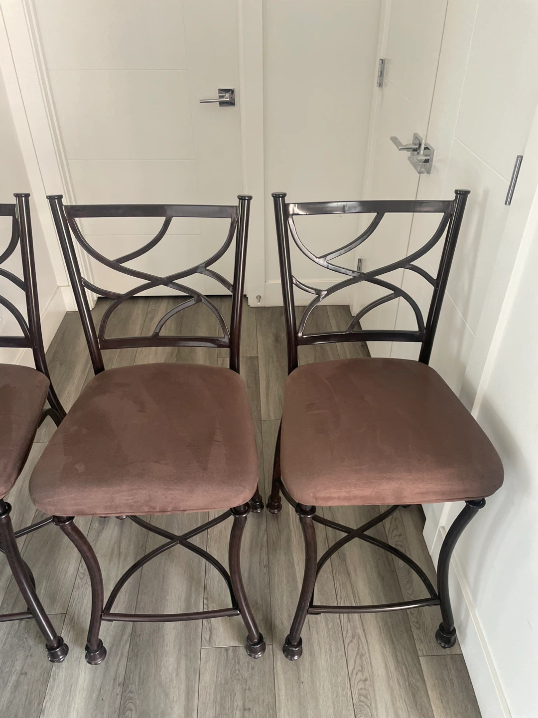 4 Metal Bar Stools - photo 3
