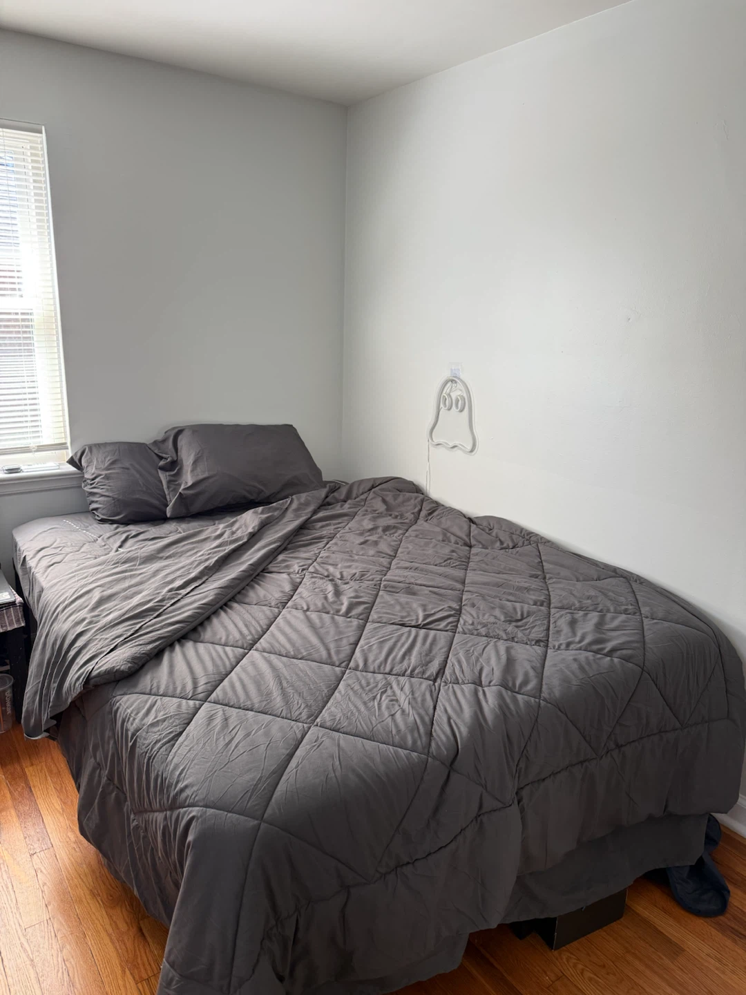 Queen Bed Frame + Queen Mattress Set - photo 2