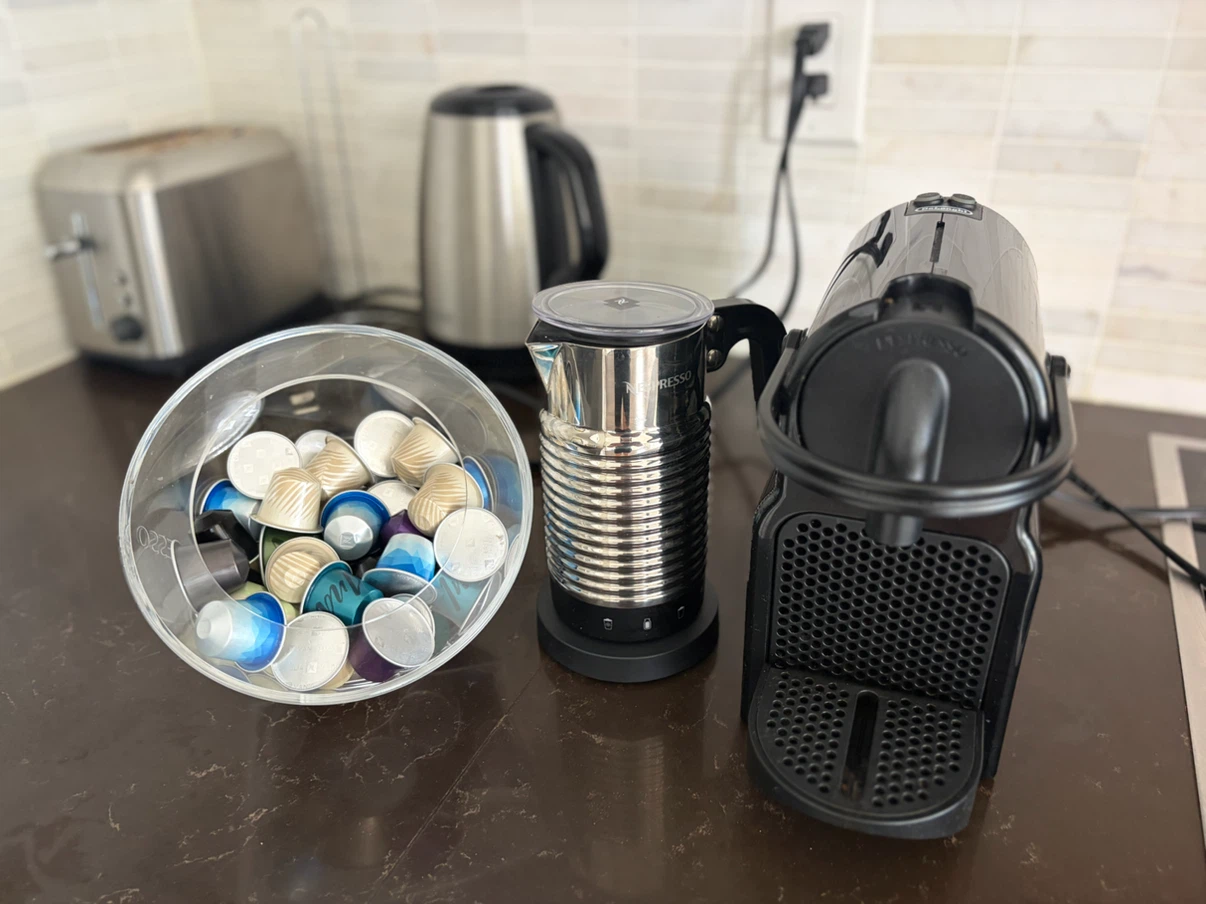 Nespresso Original Coffee Machine with Aeroccino Milk Frother