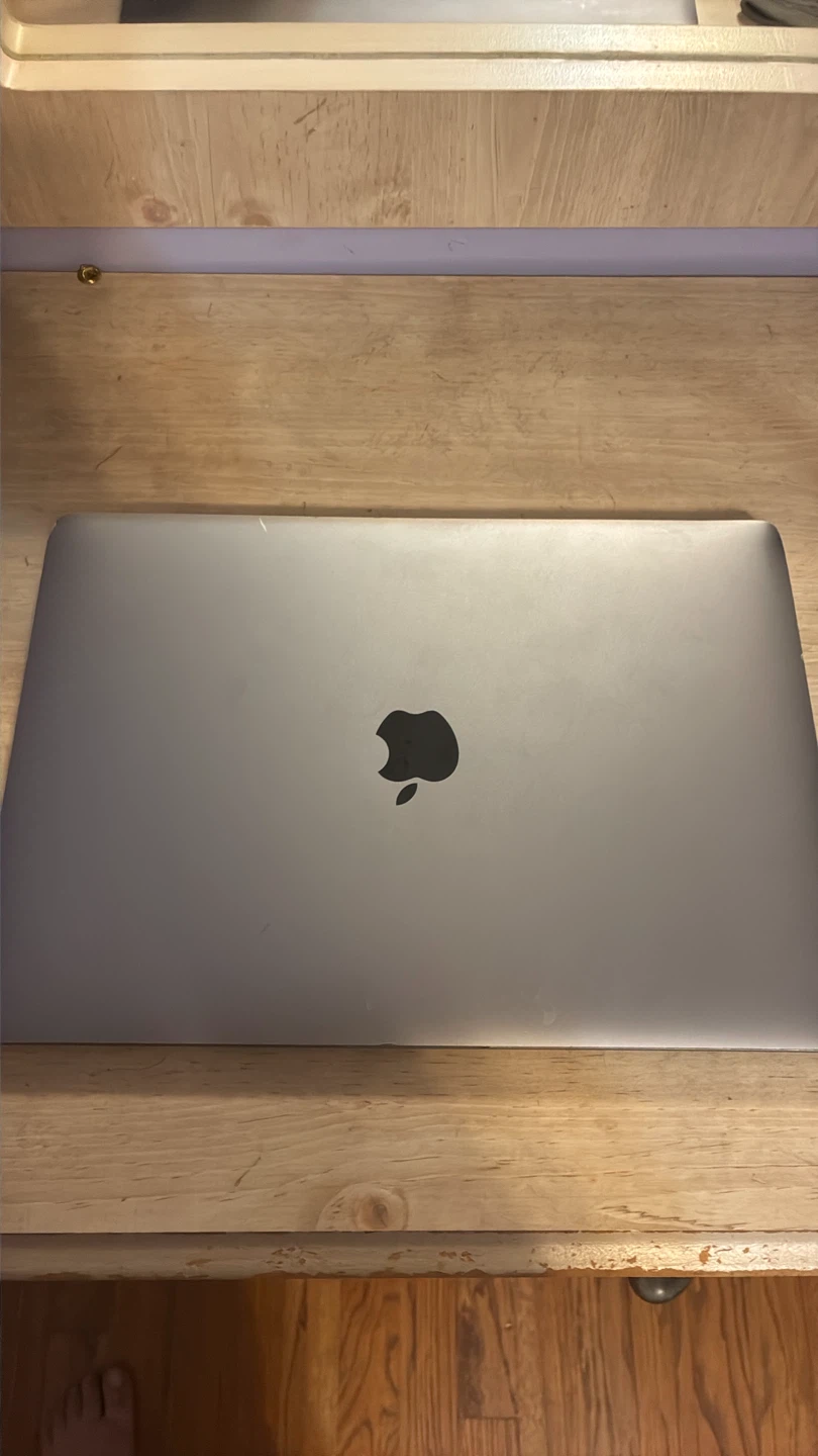Apple MacBook Pro 13-inch (2017)