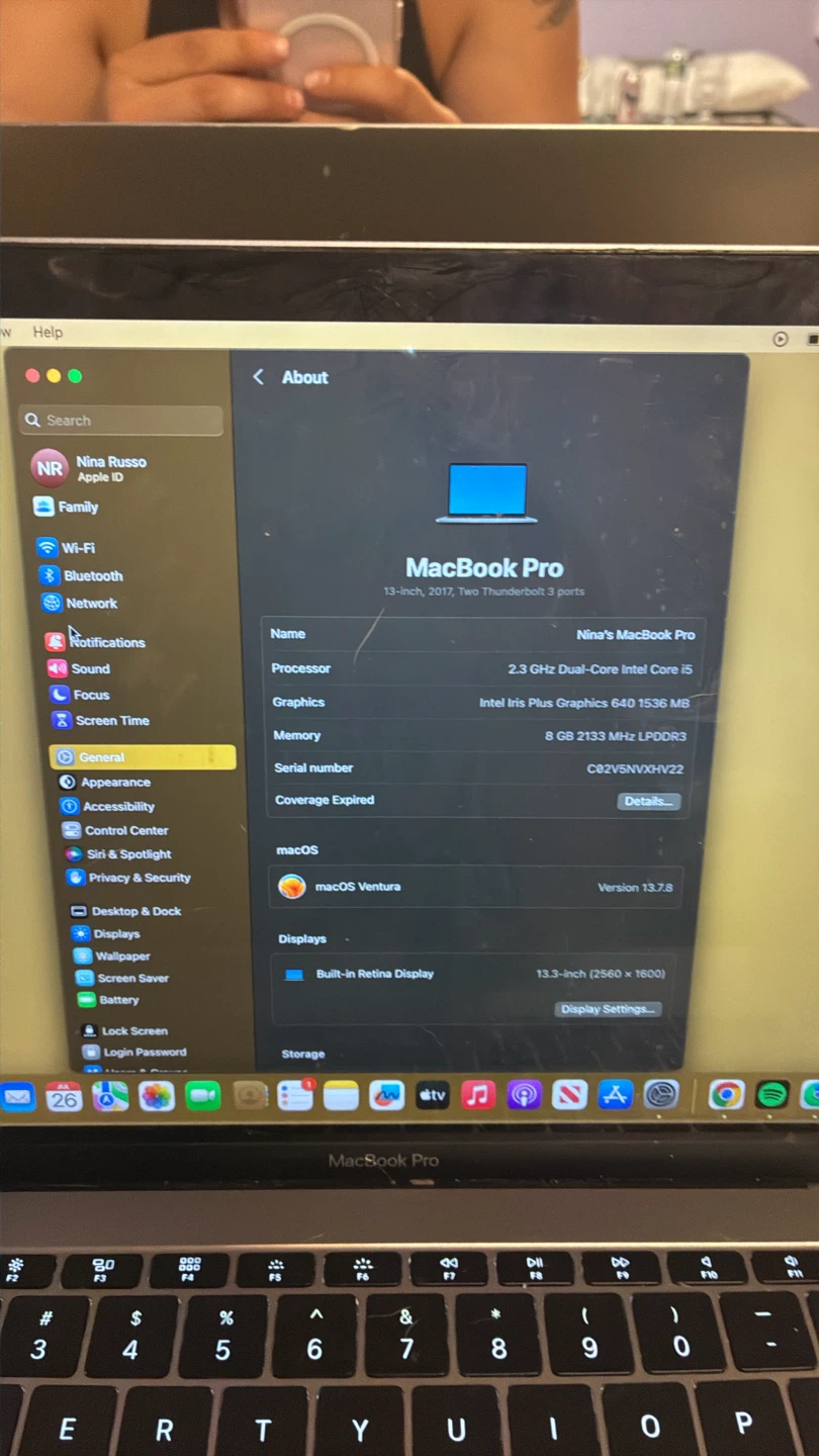 Apple MacBook Pro 13-inch (2017) - photo 2