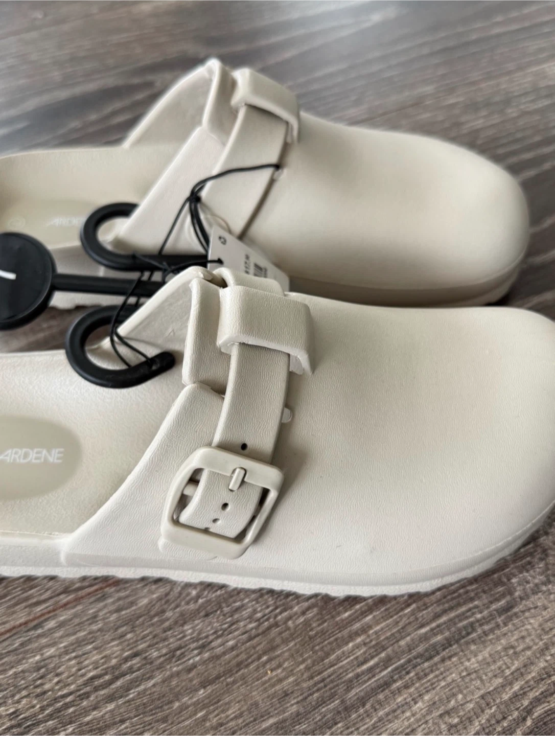 Ardene Clogs Size 7