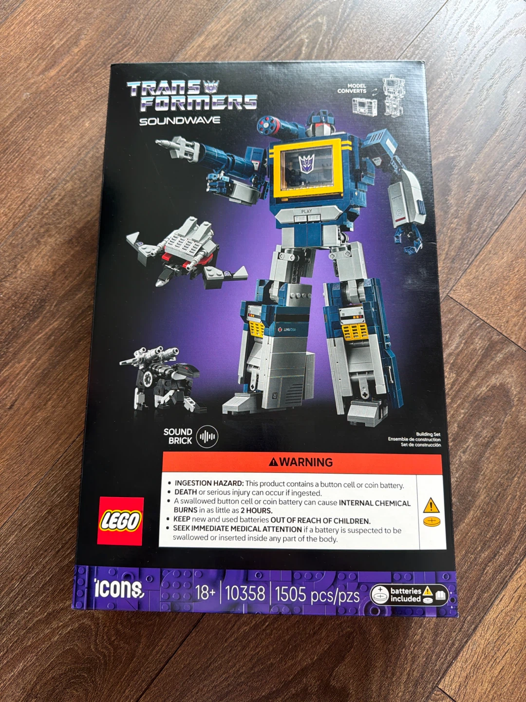 LEGO Icons Transformers Soundwave Set