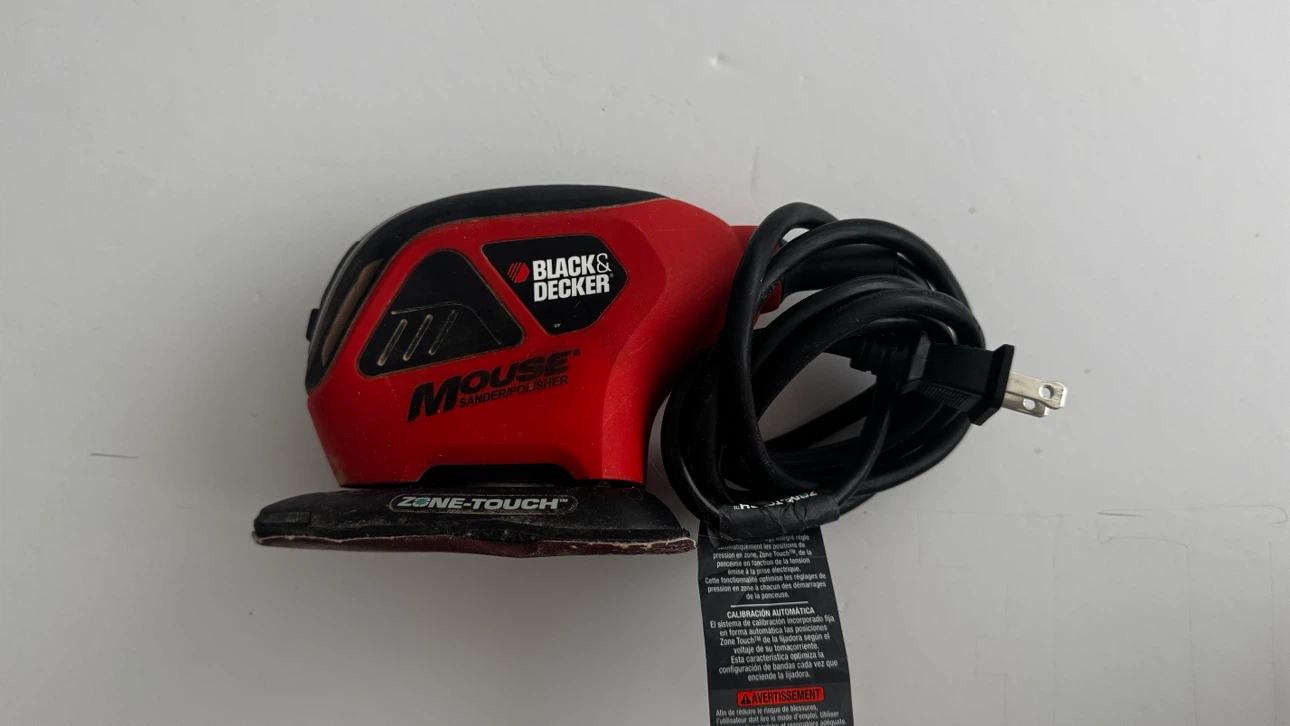 Black and Decker Mouse Palm Sander - photo 3