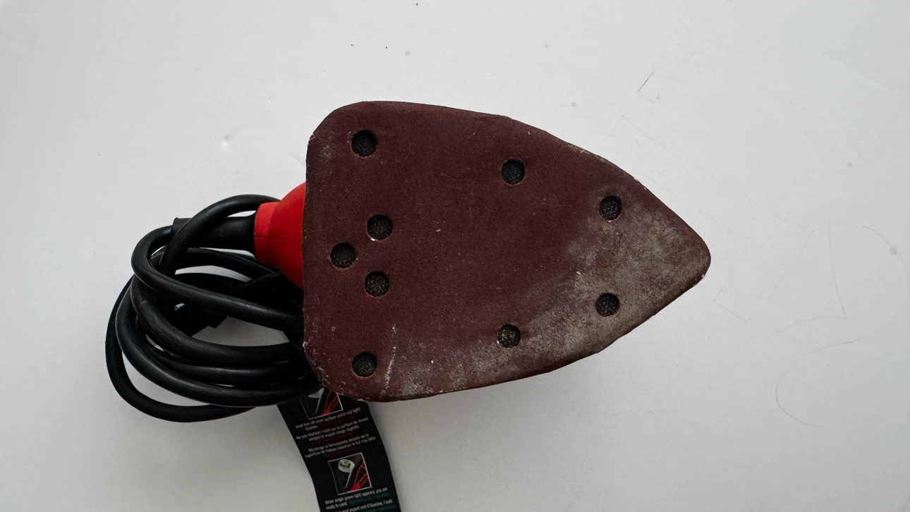 Black and Decker Mouse Palm Sander - photo 4