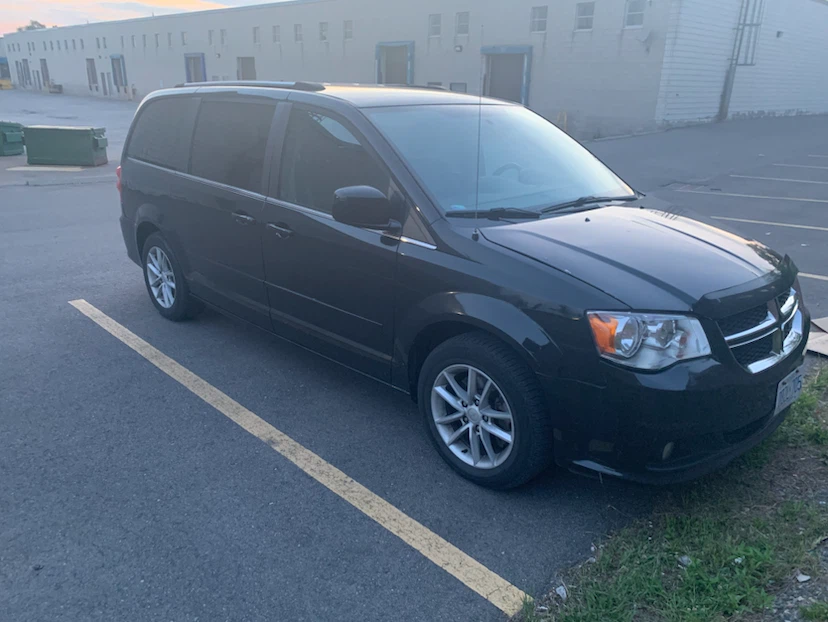 2016 Dodge Caravan , 210k - photo 2