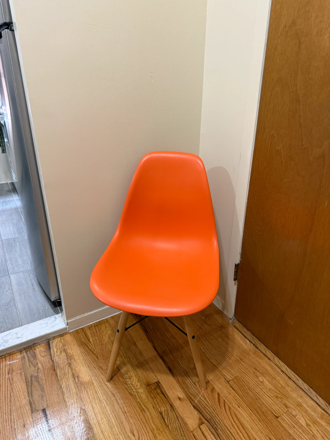 Orange Accent Chair with Wooden Legs - photo 4