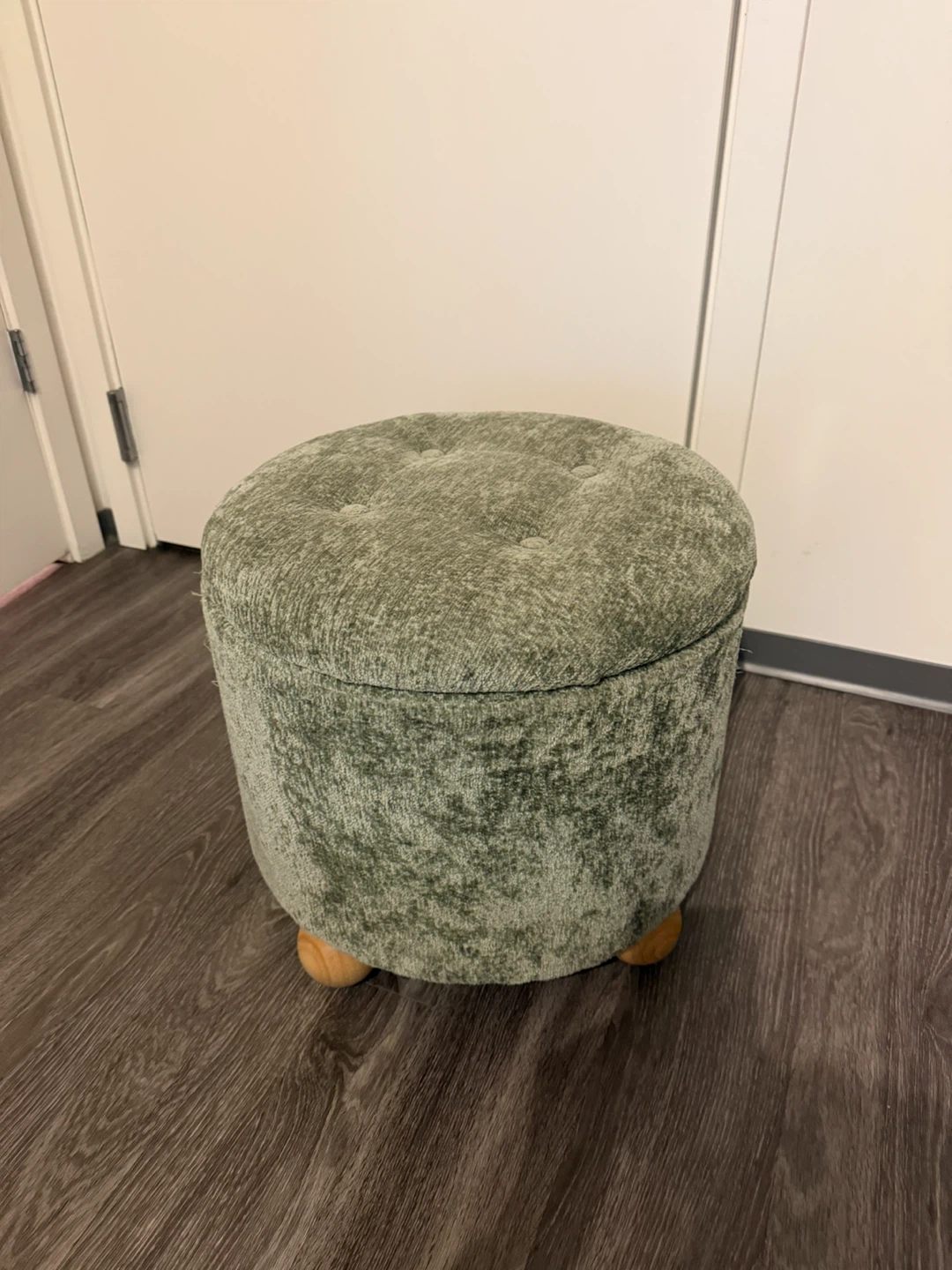 Green Round Sitting Ottoman with Storage