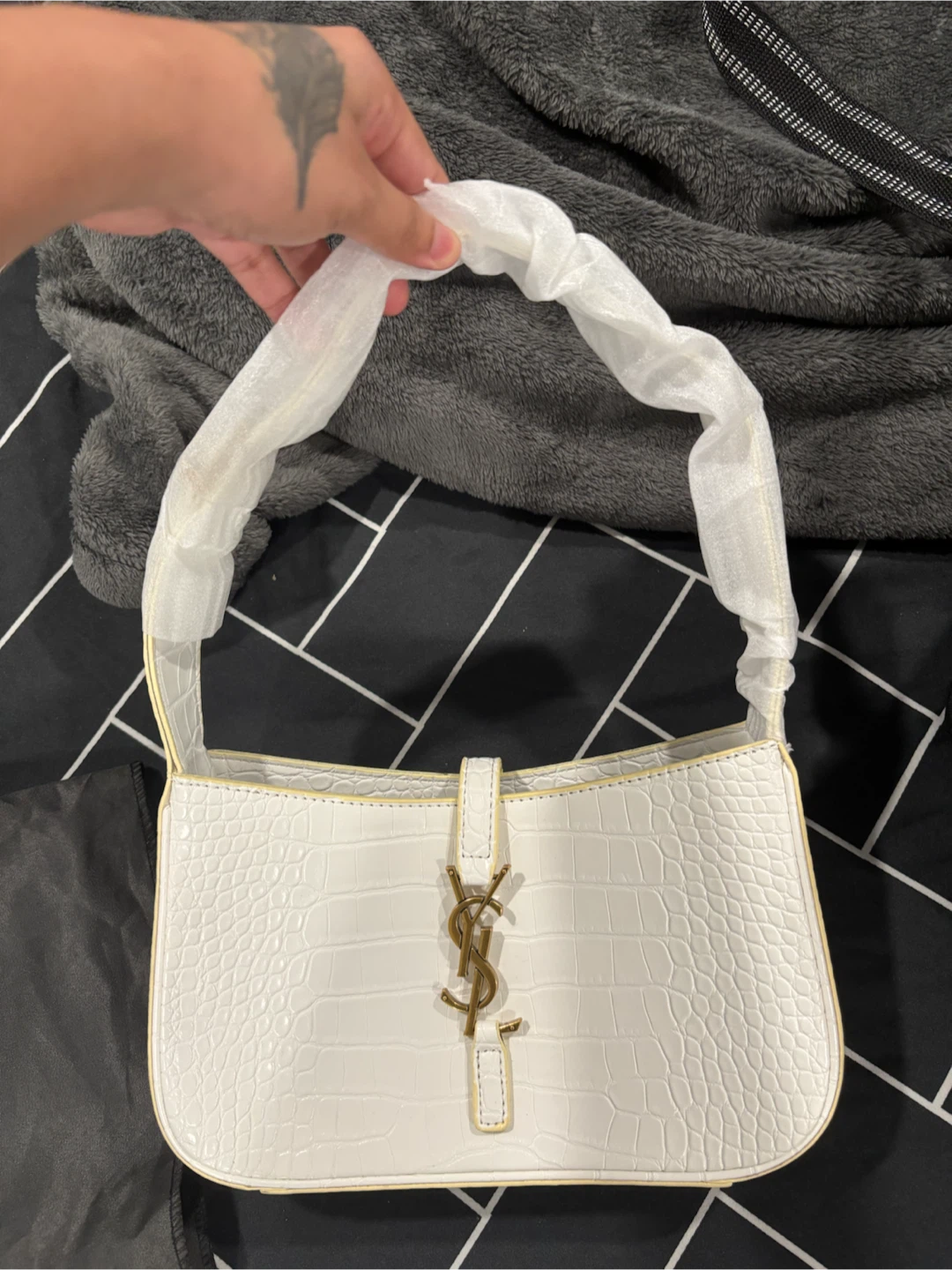 White  Shoulder Bag