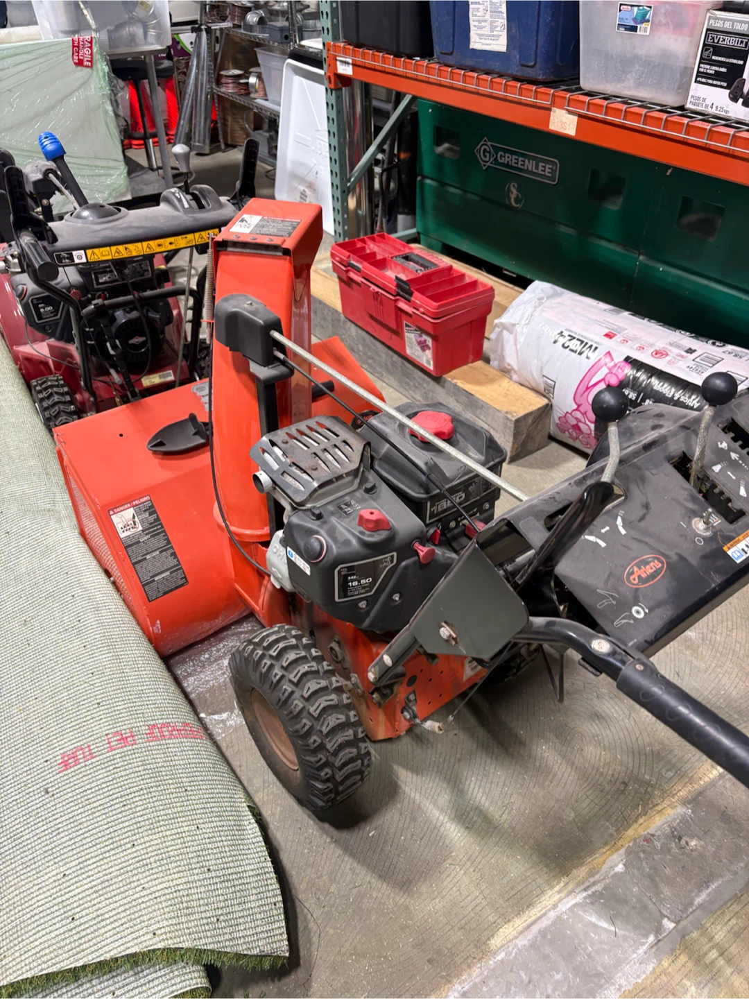 Ariens Deluxe 30 Snow Blower - photo 3