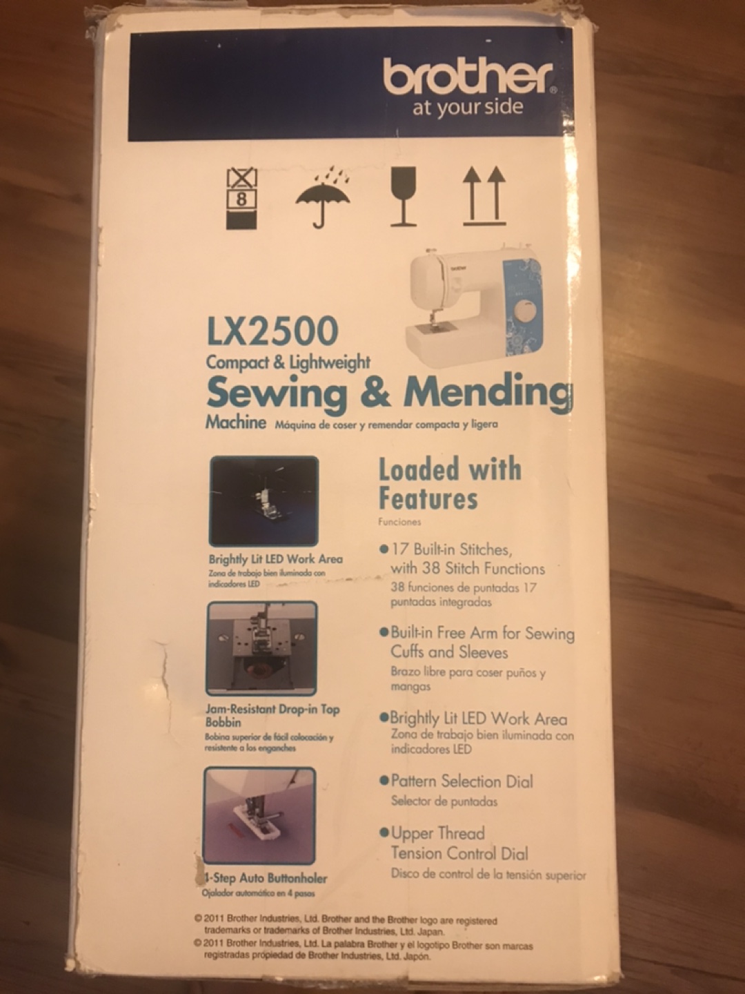 Brother LX2500 Compact & Lightweight Sewing & Mending Machine - photo 3