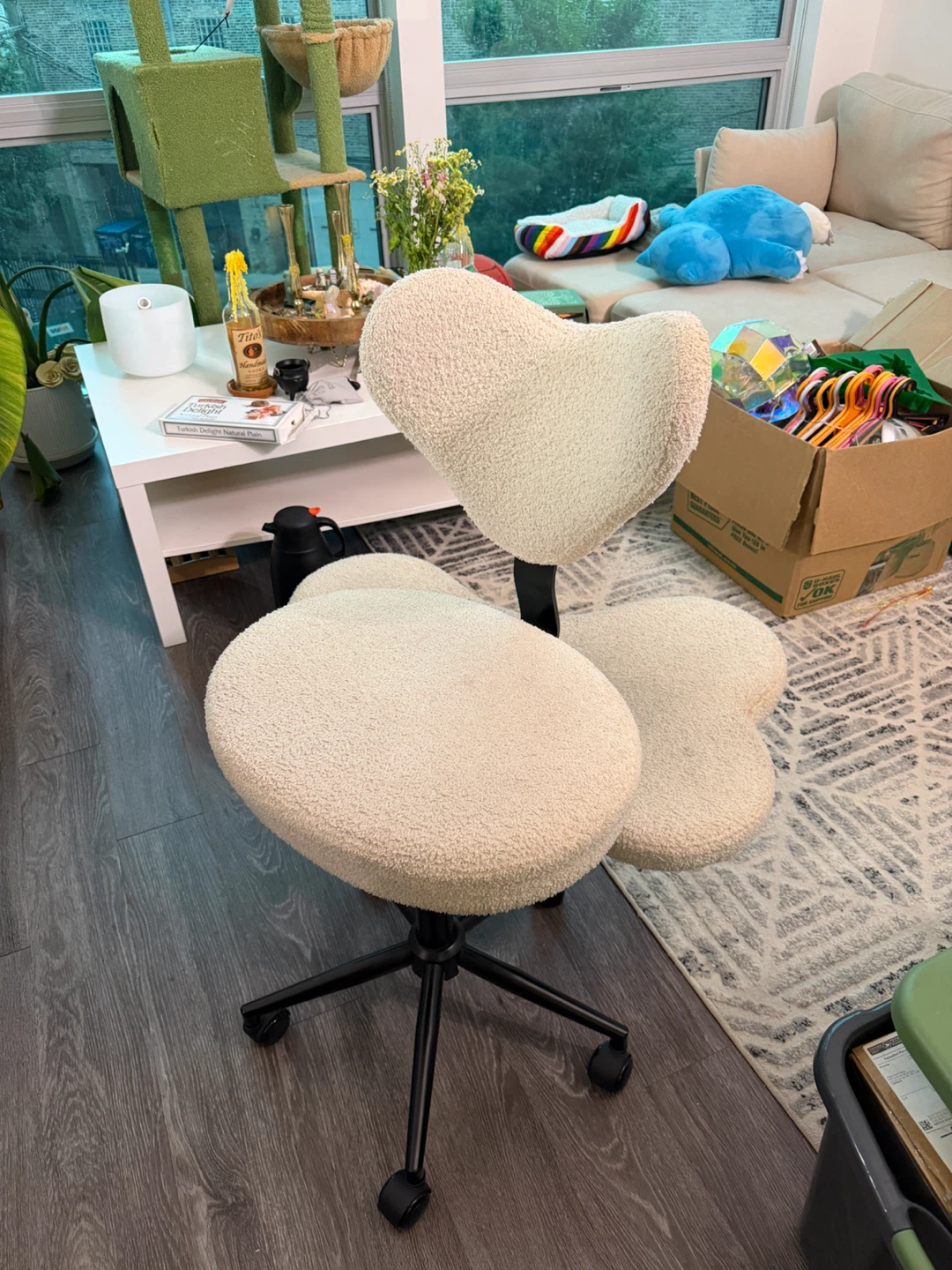 Ergonomic Swivel Chair - photo 4