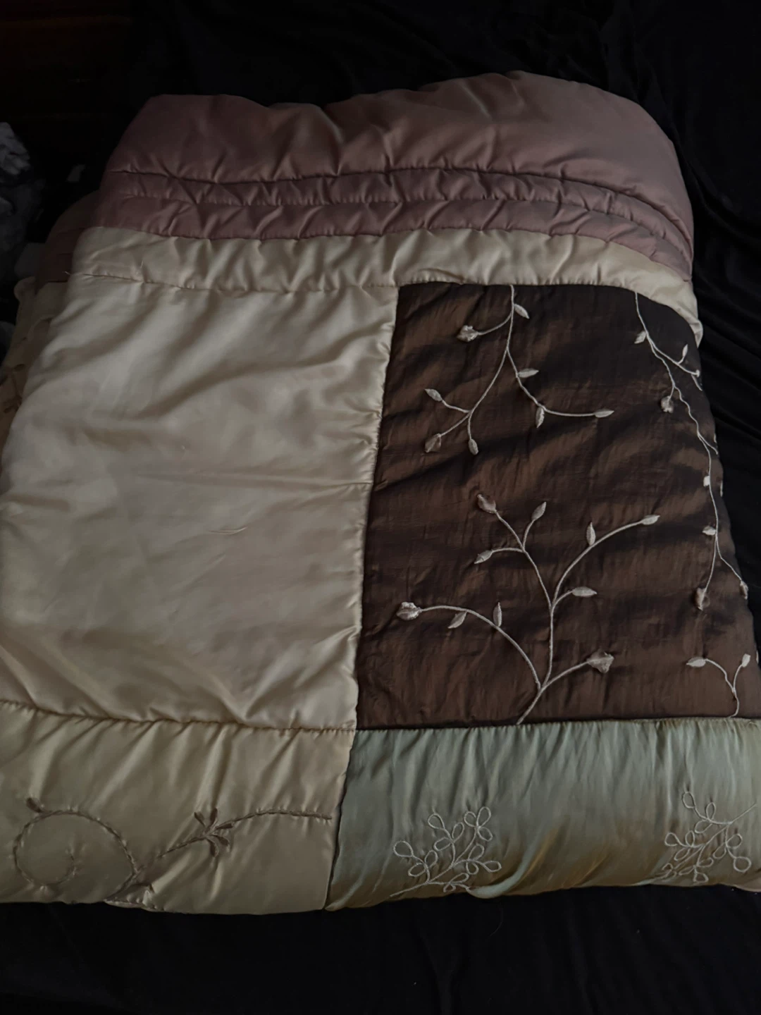 Patchwork Comforter - Brown, Beige, Green - photo 3