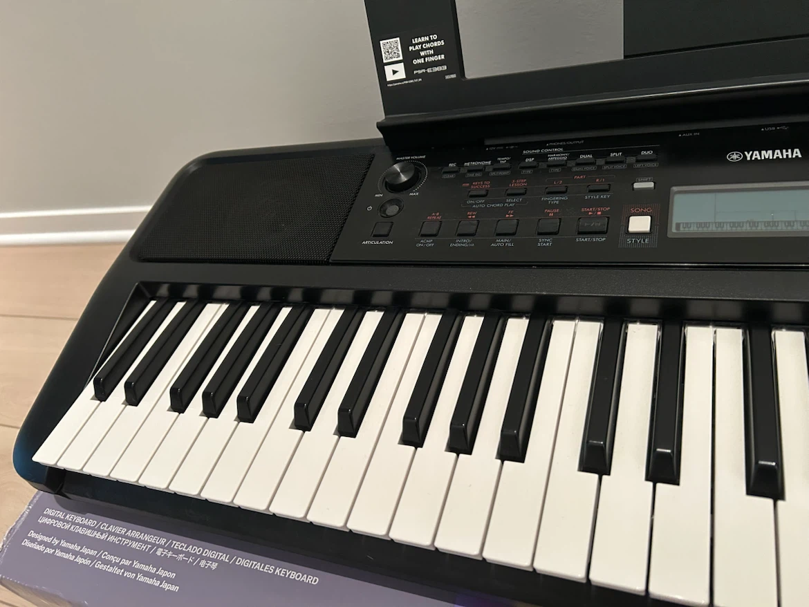 YAMAHA PSR-E383 Portable Keyboard - photo 3
