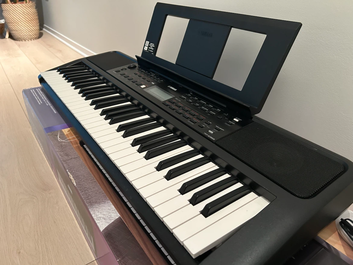 YAMAHA PSR-E383 Portable Keyboard - photo 4