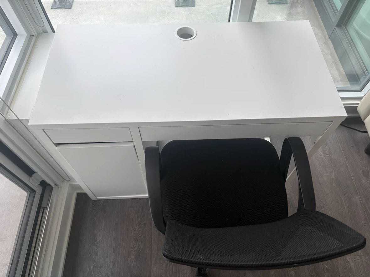 White Desk with Drawer - photo 3