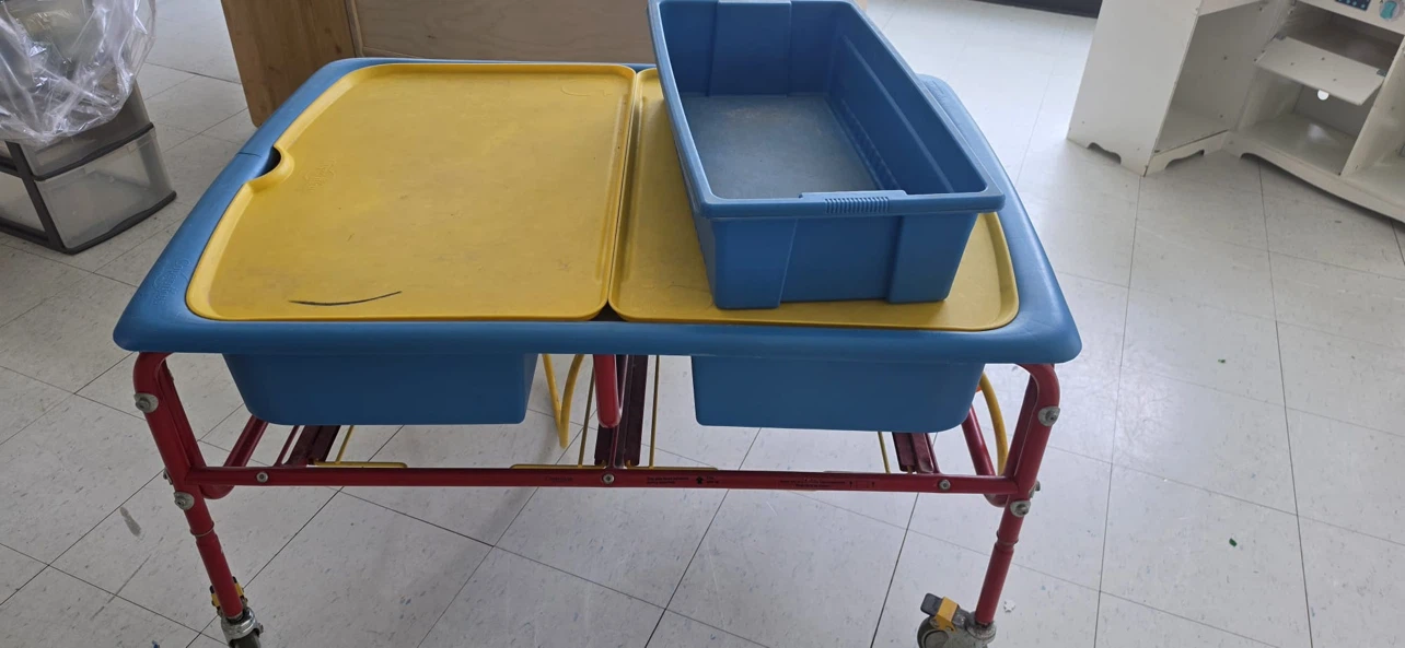 Kids Water and Sand Table - photo 2