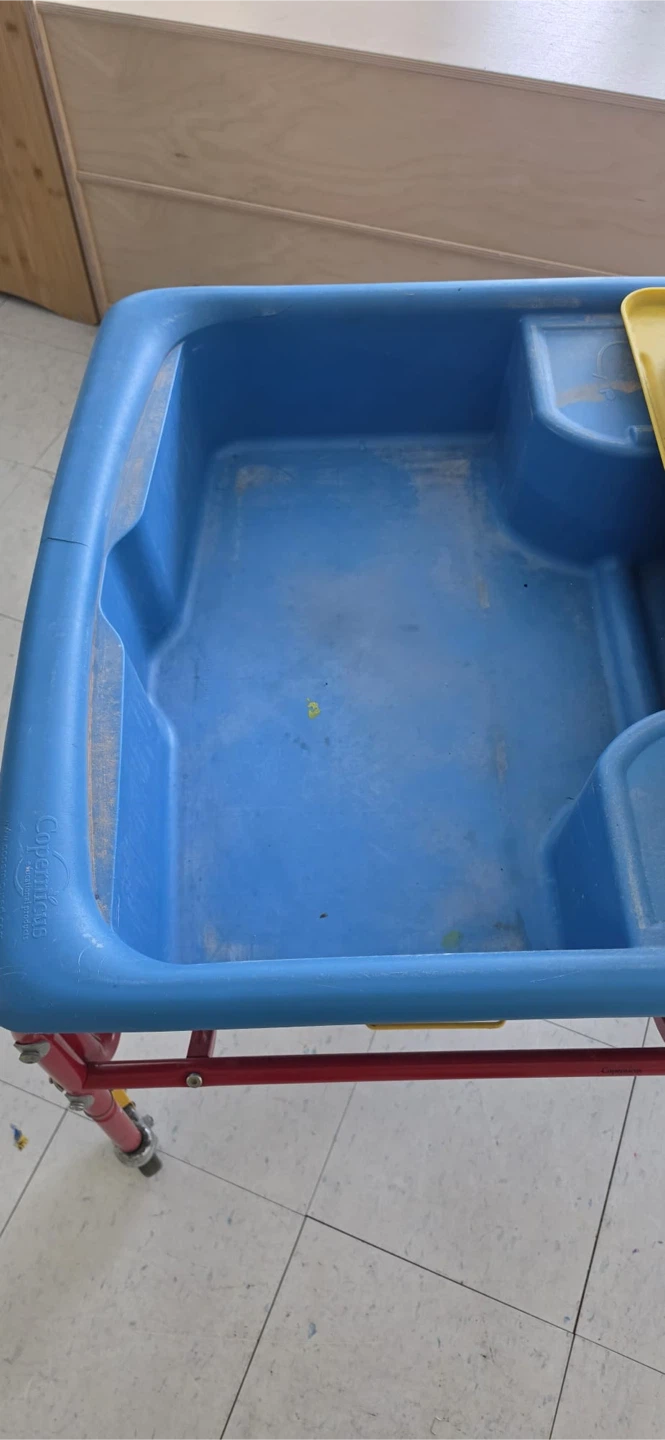 Kids Water and Sand Table - photo 3