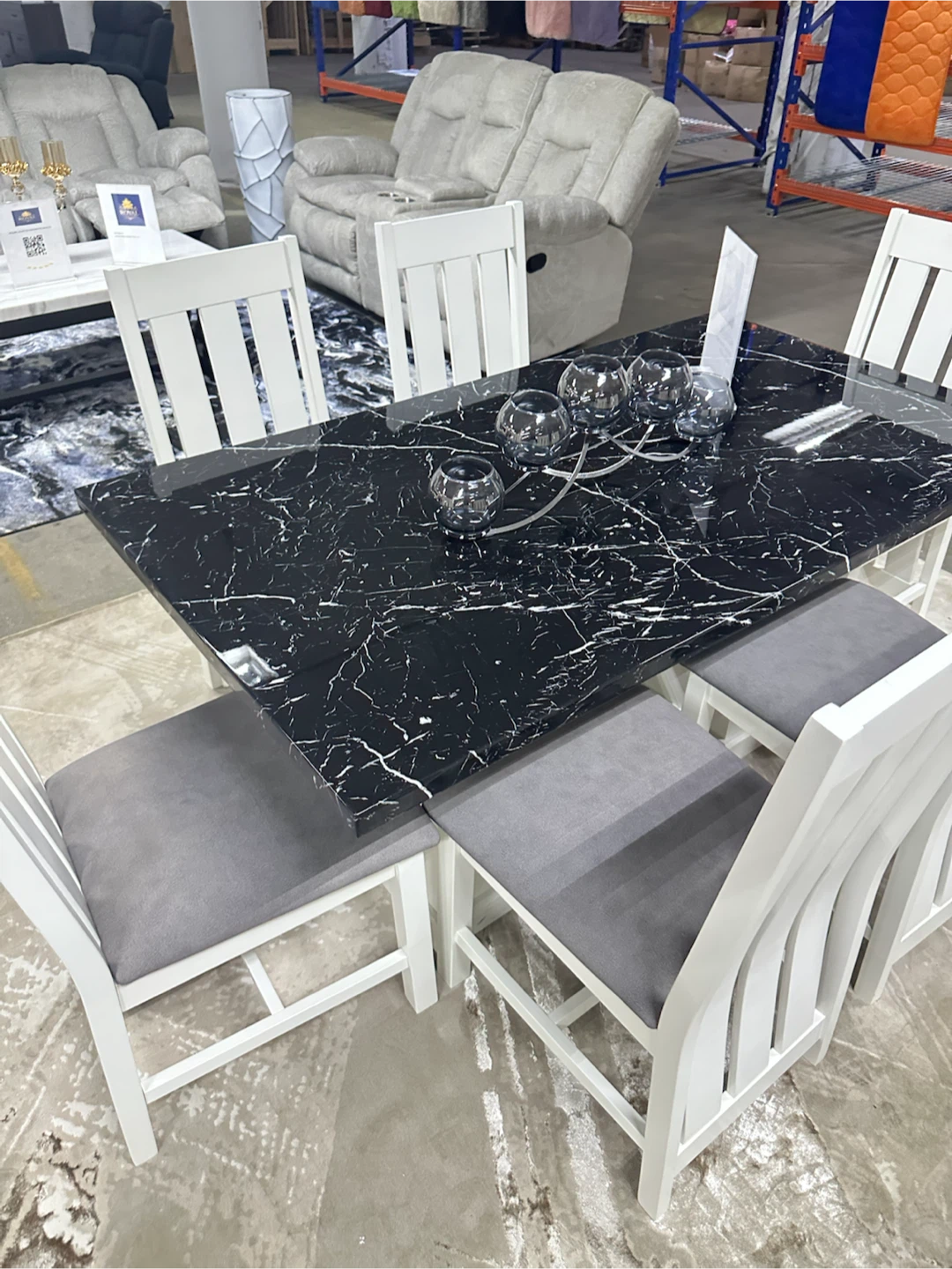 Dining table & 6 chairs (new) - photo 3