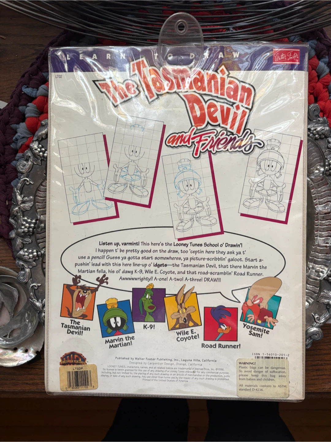Walter Foster The Tasmanian Devil and Friends Learn to Draw Book - photo 2