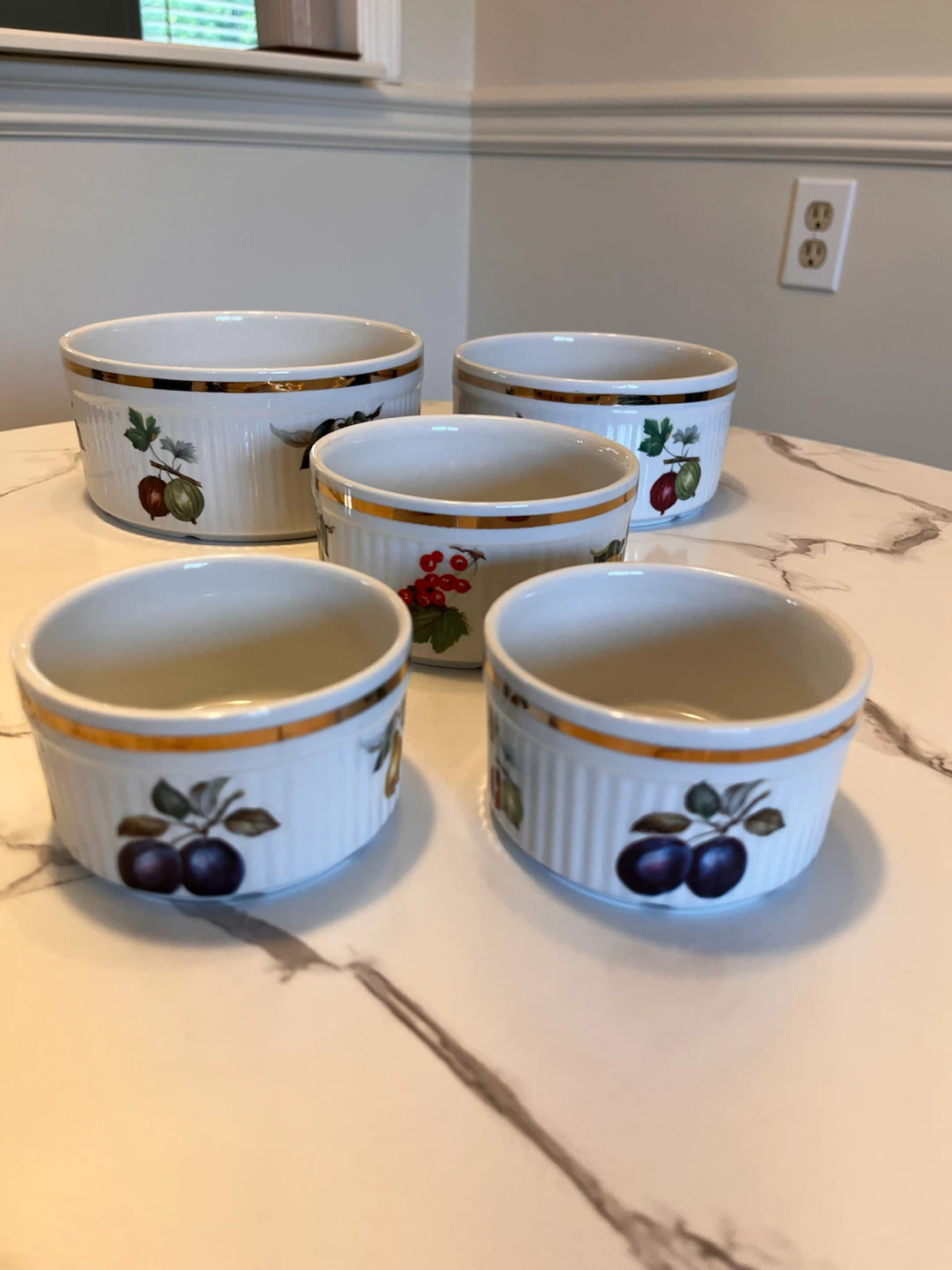 Set of 5 Ramekins with Fruit Design