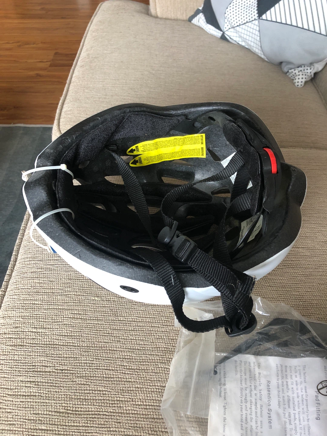 Movelo Bicycle Helmet - White - Size M