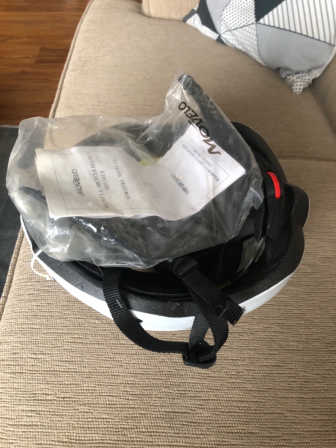 Movelo Bicycle Helmet - White - Size M - photo 3