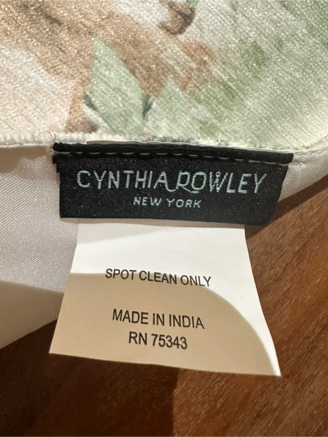 Table Runner - photo 4